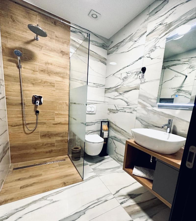 Rooms Slavonski Brod Exterior foto